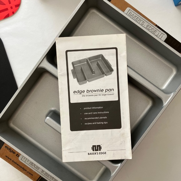 Baker's Edge Brownie Pan, The Original All Edges Brownie Pan for Baking 9x12” - Picture 7 of 16